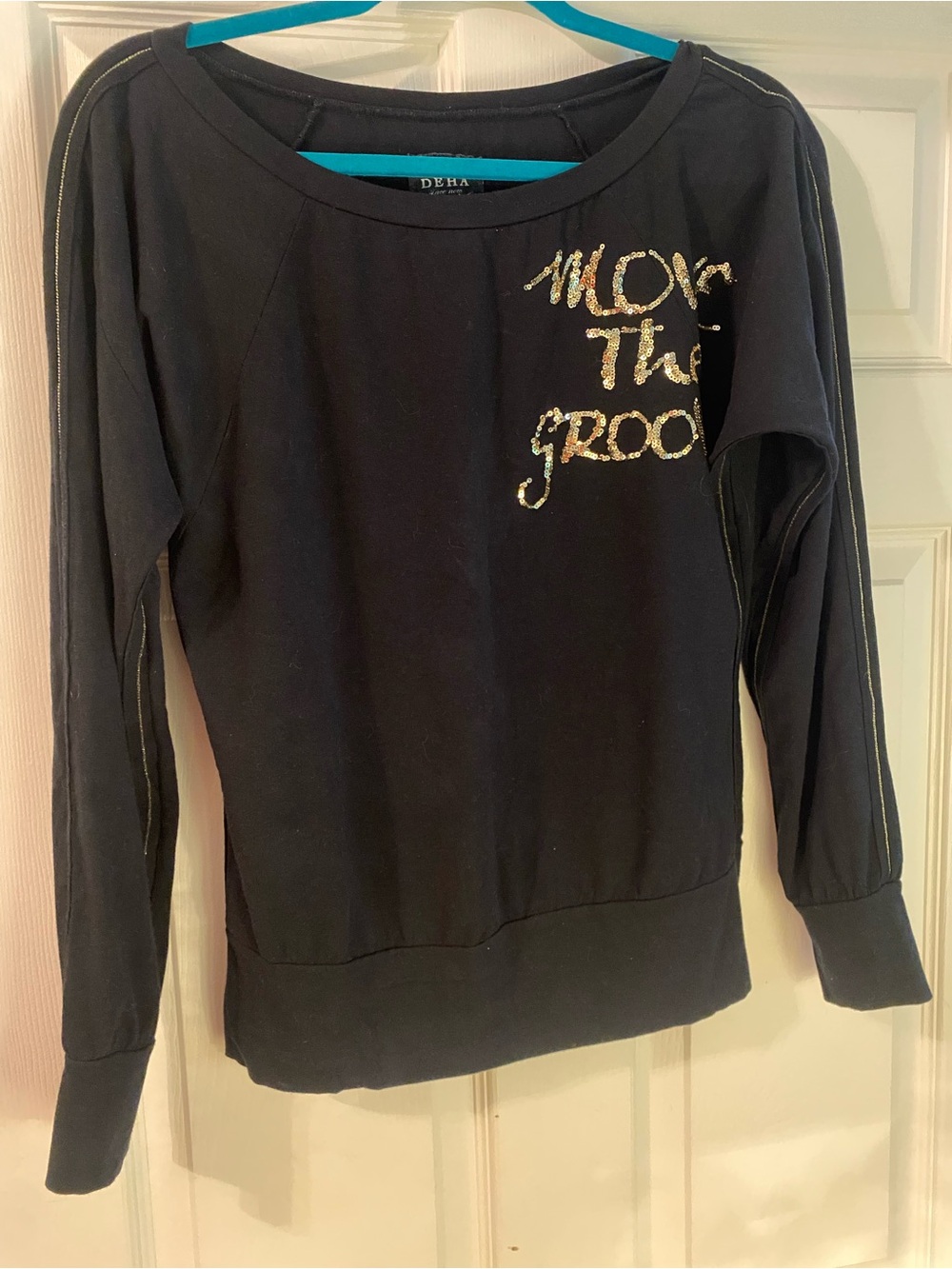 Black Off-the-Shoulder Sequin Accent Jersey Knit top long sleeves M VGUC